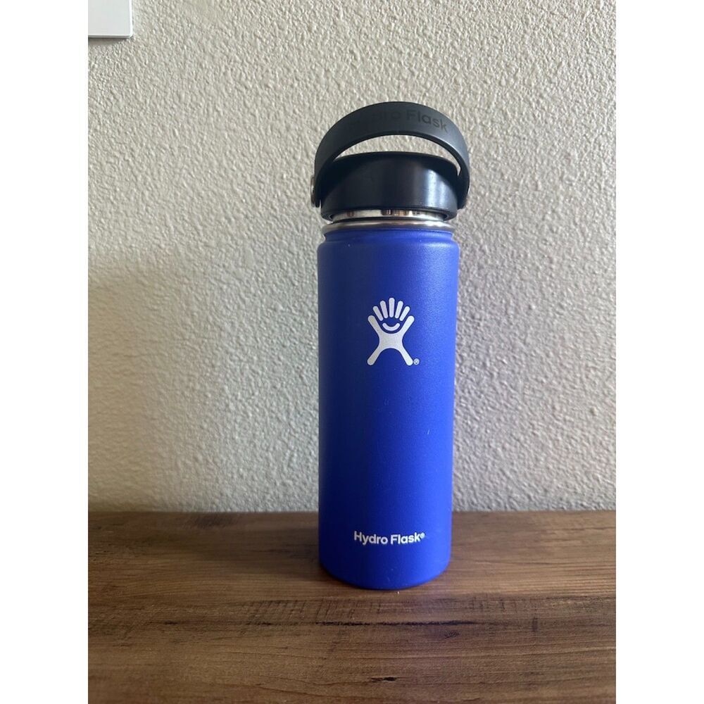 Hydro Flask 18oz Blueberry with Wide Flex Cap Water Bottle